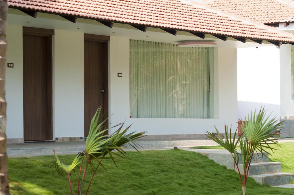 Boomerang Resort Mandrem Εξωτερικό φωτογραφία